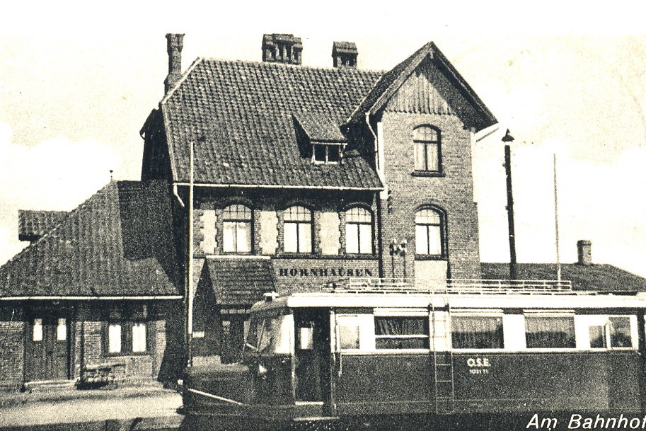 Das Empfangsgebäude auf einer alten Postkarte