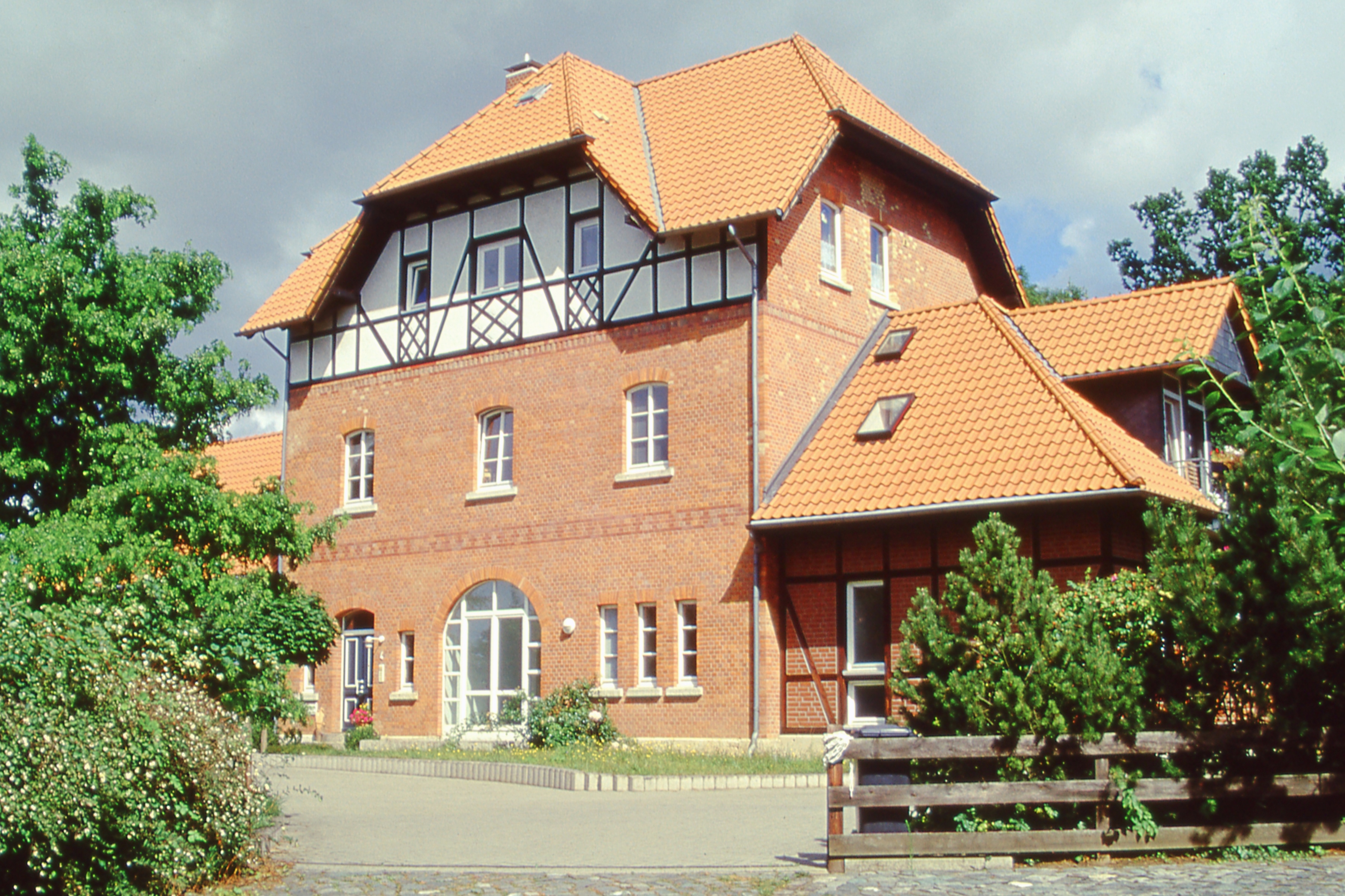 Empfangsgeb�ude Jerxheim-Nord