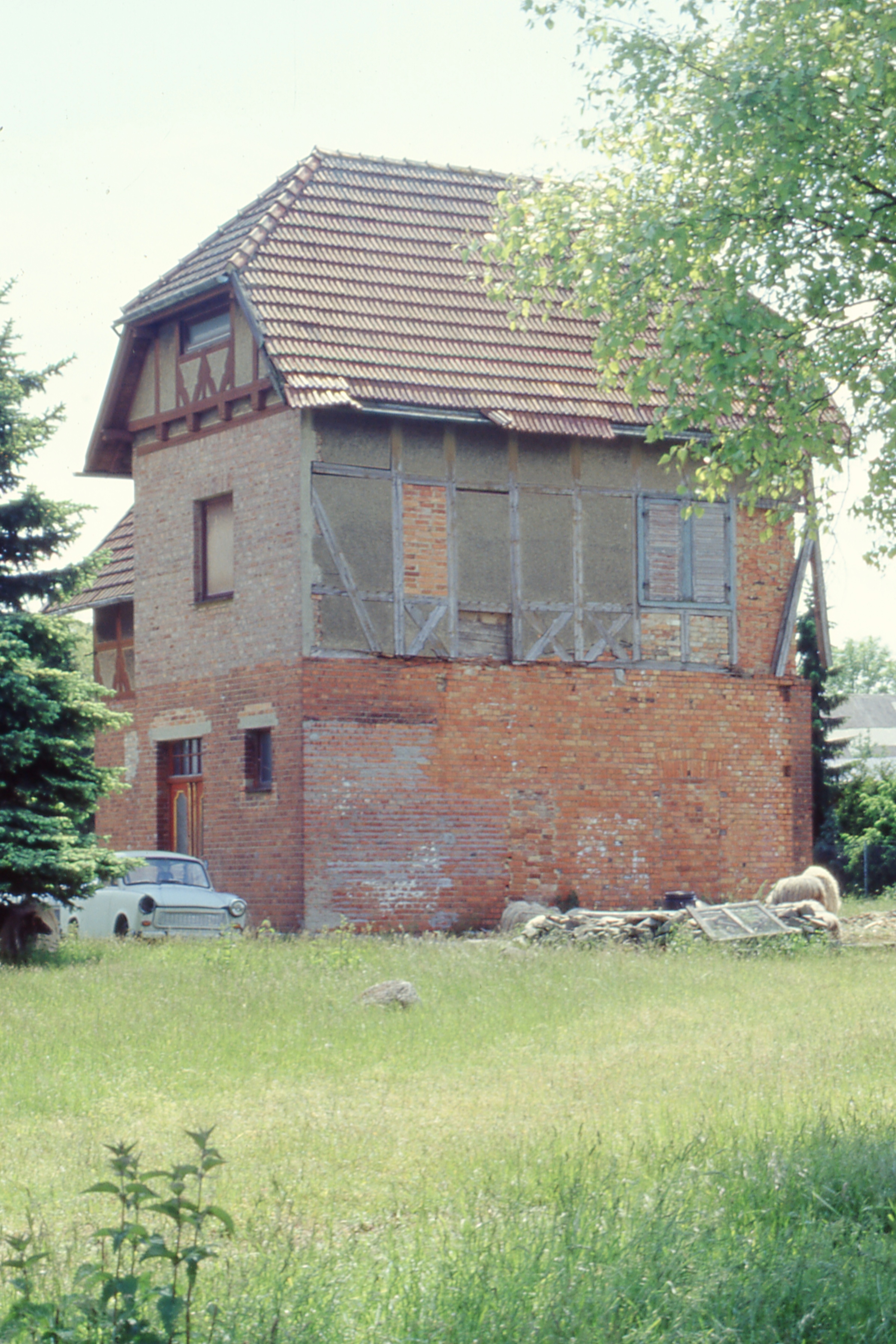 Empfangsgeb�ude Lucklum