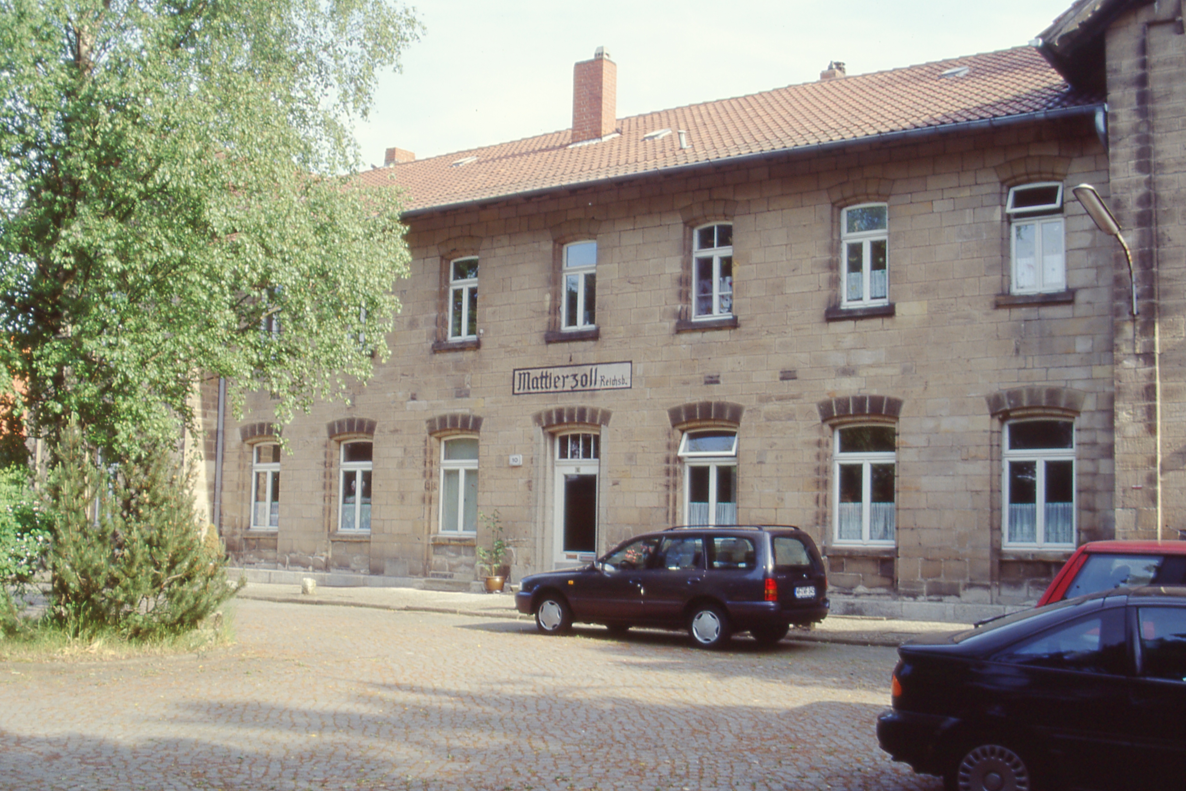 Empfangsgeb�ude der Staatsbahn