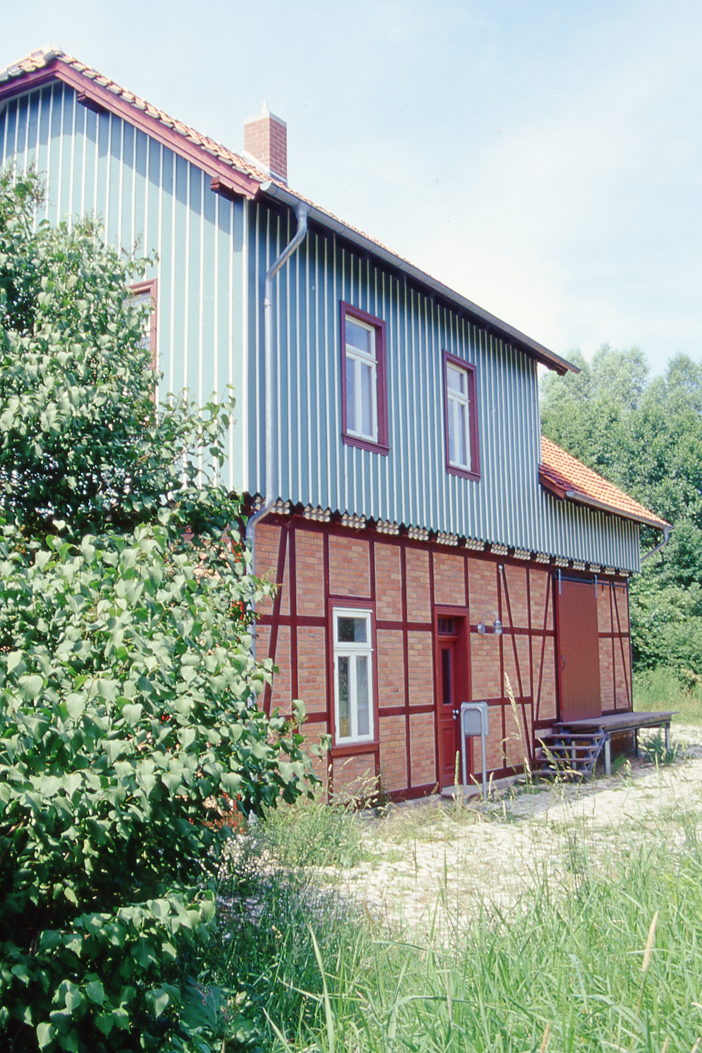 Empfangsgeb�ude Schapen, Stra�enseite